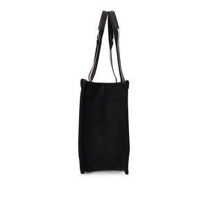 https://dbiyorq10n2b9.cloudfront.net/product-images/CBAGMJ0022/MARC-JACOBS-Canvas-Logo-Shopping-Tote-Black_3.jpg.webp