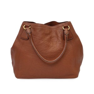 https://dbiyorq10n2b9.cloudfront.net/product-images/CBAGPRA0015/PRADA-Vitello-Daino-Tote-Brown-back-1.jpg.webp