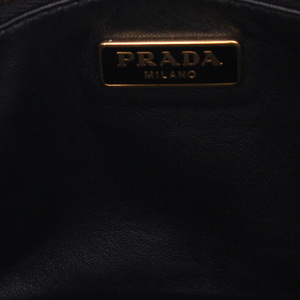 https://dbiyorq10n2b9.cloudfront.net/product-images/CBAGPRA0072/PRADA-Saffiano-Pouch-Cobalt-Blue-1.jpg.webp