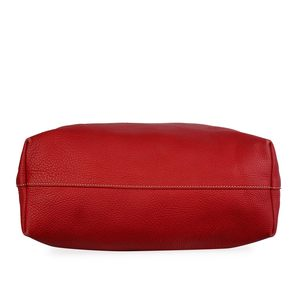 https://dbiyorq10n2b9.cloudfront.net/product-images/CBAGPRA166/PRADA-Vitello-Daino-Large-Shopper-Tote-Red-bottom.jpg.webp