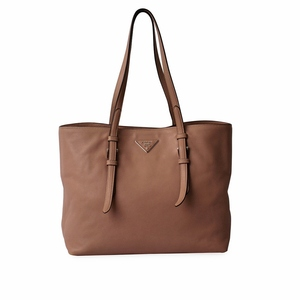 https://dbiyorq10n2b9.cloudfront.net/product-images/CBAGPRA213/PRADA-Saffiano-Shopper-Tote-Beige-front.jpg.webp