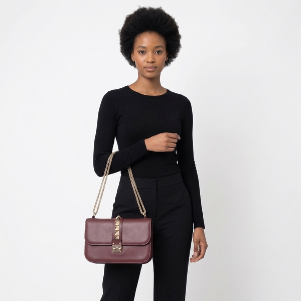 Leather Rockstud Glam Lock Medium Shoulder Bag Burgundy