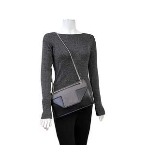 https://dbiyorq10n2b9.cloudfront.net/product-images/CBAGYSL0020/SAINT-LAURENT-Leather-Studded-Medium-Betty-Bag-Black-Mannequin.jpg.webp