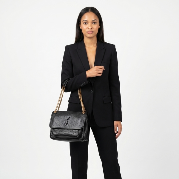 Leather Medium Niki Shoulder Bag Black