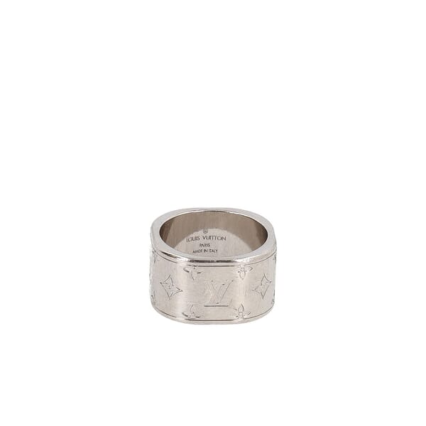 Louis Vuitton シルバー バンドリング LOUIS VUITTON Stainless Steel Monogram Ring Silver Tone | Luxity
