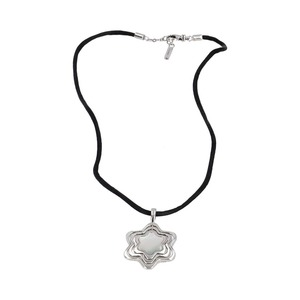 https://dbiyorq10n2b9.cloudfront.net/product-images/CJWLMBC0019/MONTBLANC-Sterling-Silver-Star-Pendant-Necklace_1.jpg.webp