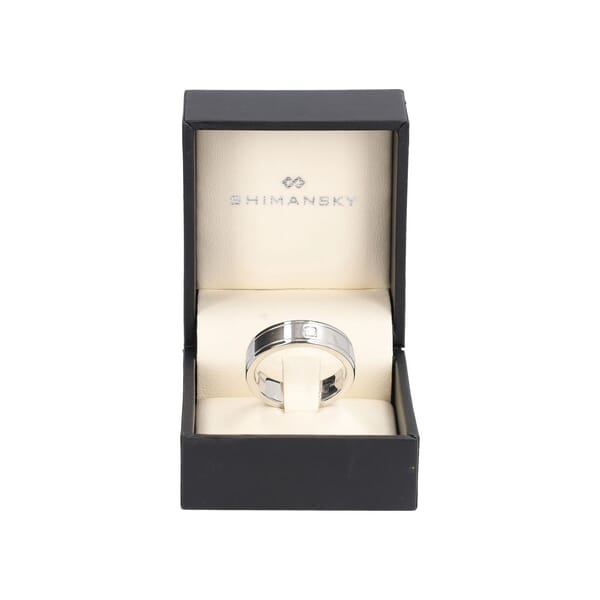 Platinum Single Diamond Wedding Band