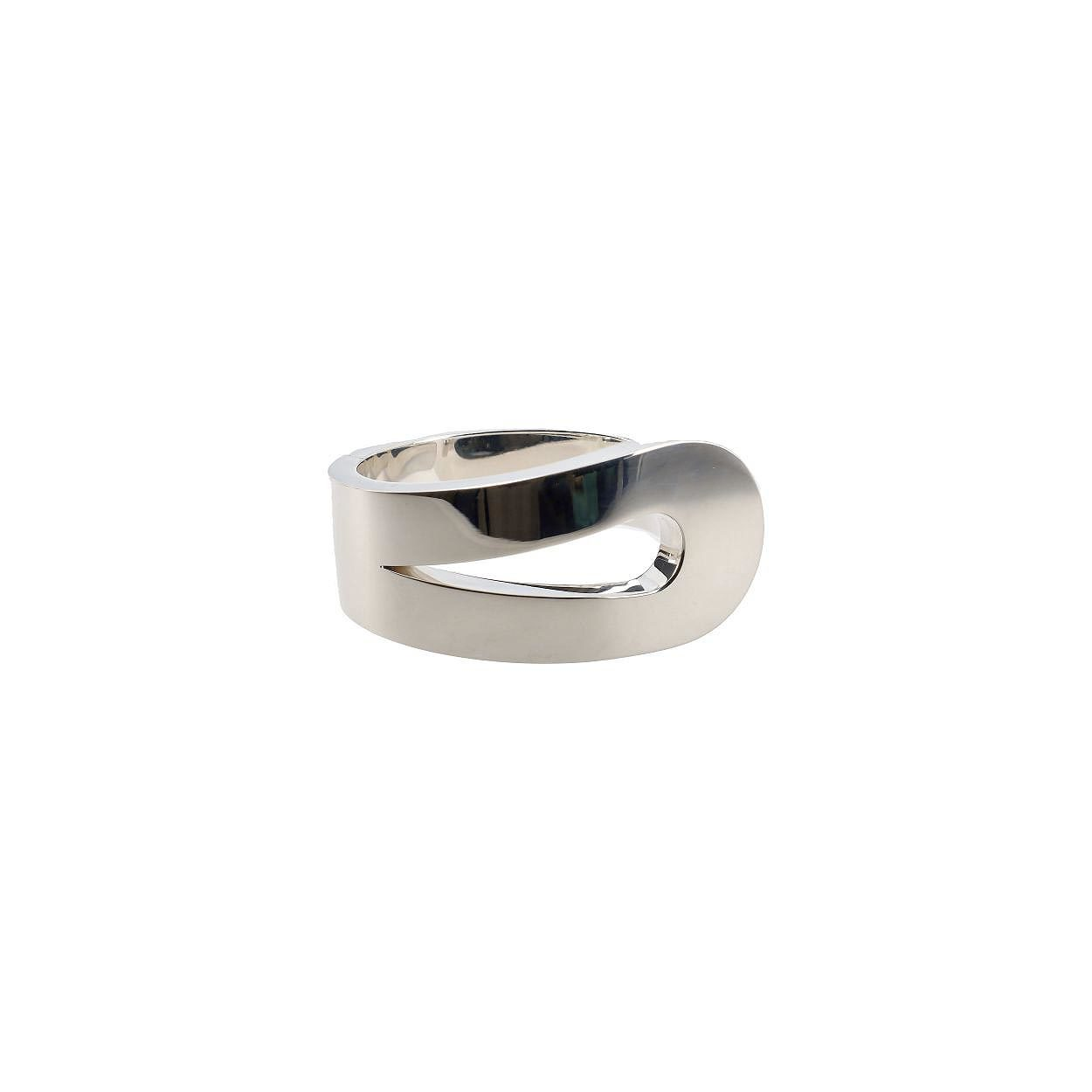 https://dbiyorq10n2b9.cloudfront.net/product-images/CJWLTIF0033/TIFFANY-CO.-Silver-Loop-Cuff-Bracelet_2.jpg.webp