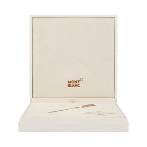 https://dbiyorq10n2b9.cloudfront.net/product-images/CPENMBC0068/MONTBLANC-Meisterstuck-Tribute-To-The-Mont-Blanc-Ballpoint-Pen-Limited-Edition-_1.jpg.webp