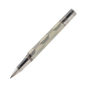 https://dbiyorq10n2b9.cloudfront.net/product-images/CPENMBC0198/MONTBLANC-Great-Characters-John-Lennon-1940-Fineliner-Limited-Edition_3.jpg.webp