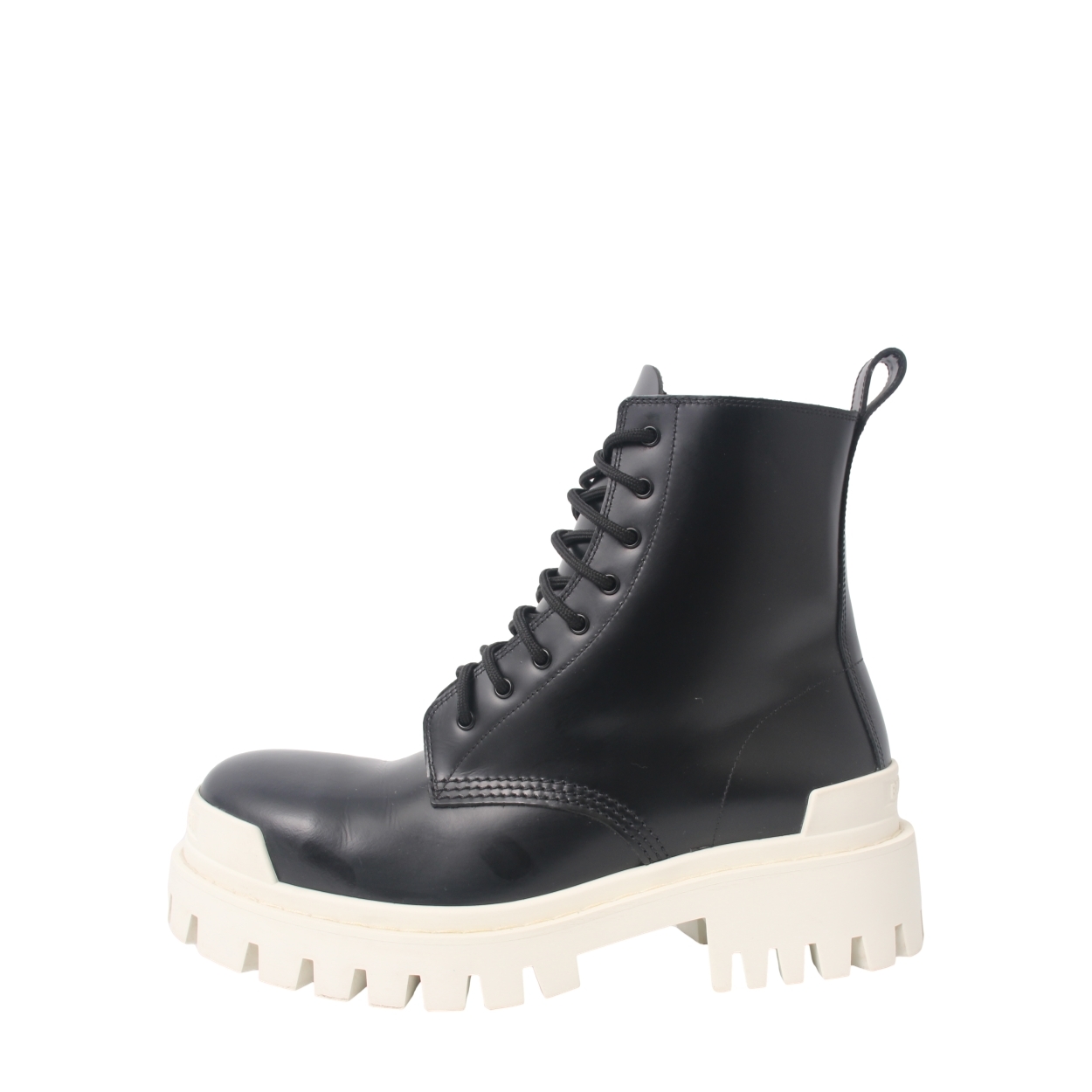 靴 balenciaga strike boots BALENCIAGA Leather Strike Boots Black | Luxity