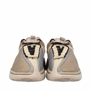 https://dbiyorq10n2b9.cloudfront.net/product-images/CSHOBLN0014/BALMAIN-Mix-Material-B-Runner-Sneakers-Beige_3.jpg.webp