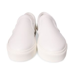 https://dbiyorq10n2b9.cloudfront.net/product-images/CSHOBUR0157/BURBERRY-Leather-Slip-On-Sneakers-White_1.jpg.webp