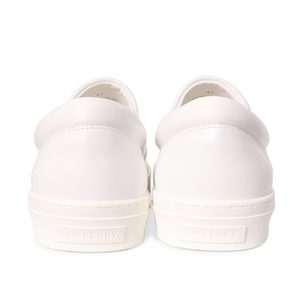 https://dbiyorq10n2b9.cloudfront.net/product-images/CSHOBUR0157/BURBERRY-Leather-Slip-On-Sneakers-White_4.jpg.webp