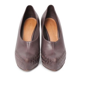 https://dbiyorq10n2b9.cloudfront.net/product-images/CSHOBV0049/BOTTEGA-VENETA-Leather-Intrecciato-Pumps-Purple-1.jpg.webp