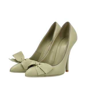 https://dbiyorq10n2b9.cloudfront.net/product-images/CSHOBV0069/BOTTEGA-VENETA-Leather-Bow-Pumps-Green-_3.jpg.webp