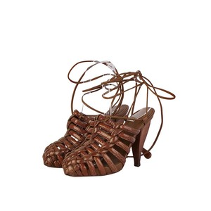 https://dbiyorq10n2b9.cloudfront.net/product-images/CSHOBV101/BOTTEGA-VENETA-Lace-Up-Sandals-Wood-Heel-S-35-2.5angle.jpg.webp