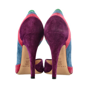 https://dbiyorq10n2b9.cloudfront.net/product-images/CSHOCAS0019/CASADEI-Suede-Pumps-Multicolour_4.jpg.webp
