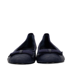 https://dbiyorq10n2b9.cloudfront.net/product-images/CSHOCD0038/CHRISTIAN-DIOR-Quilted-Leather-Ballerina-Flats-Blue_1.jpg.webp