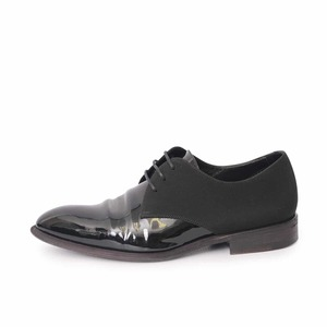 https://dbiyorq10n2b9.cloudfront.net/product-images/CSHOCEL0014/CELINE-PatentSatin-Derby-Shoes-Black-4.jpg.webp