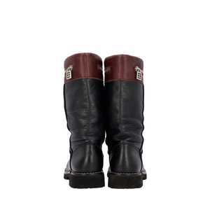https://dbiyorq10n2b9.cloudfront.net/product-images/CSHOCH0068/CHANEL-Leather-Cocoon-Midcalf-Boots-Black-Burgundy_4.jpg.webp
