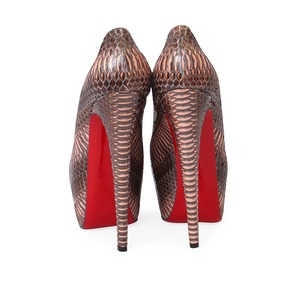 https://dbiyorq10n2b9.cloudfront.net/product-images/CSHOCL0052/CHRISTIAN-LOUBOUTIN-Python-Daffodile-Platform-Pumps-Brown-S-39.5-6-NEW-back.jpg.webp