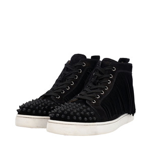 https://dbiyorq10n2b9.cloudfront.net/product-images/CSHOCL0349/CHRISTIAN-LOUBOUTIN-Suede-Spikes-Fringe-Coachelito-Sneakers-Black_7.jpg.webp