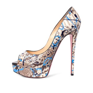 https://dbiyorq10n2b9.cloudfront.net/product-images/CSHOCL0448/CHRISTIAN-LOUBOUTIN-Python-Lady-Peep-Toe-Pumps-BlackBlue-side.jpg.webp