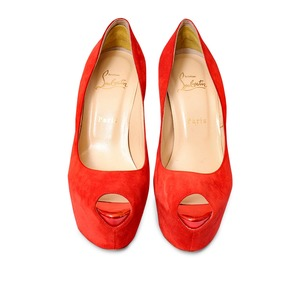 https://dbiyorq10n2b9.cloudfront.net/product-images/CSHOCL0451/CHRISTIAN-LOUBOUTIN-Suede-Platform-Peep-Toe-Pumps-Red-front.jpg.webp