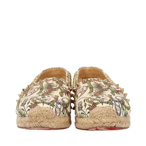 https://dbiyorq10n2b9.cloudfront.net/product-images/CSHOCL0596/CHRISTIAN-LOUBOUTIN-Canvas-Ares-Espadrilles-Multicolour_3.jpg.webp