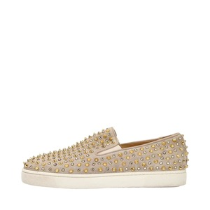 https://dbiyorq10n2b9.cloudfront.net/product-images/CSHOCL0633/CHRISTIAN-LOUBOUTIN-Suede-Spikes-Crystals-Roller-Boat-Slip-On-Sneakers-Beige_1.jpg.webp