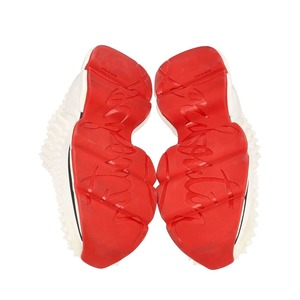 https://dbiyorq10n2b9.cloudfront.net/product-images/CSHOCL0732/CHRISTIAN-LOUBOUTIN-Neoprene-Donna-Spike-Sock-Sneakers-White_5.jpg.webp