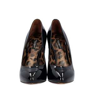 https://dbiyorq10n2b9.cloudfront.net/product-images/CSHODG0187/DOLCE-GABBANA-Patent-Pumps-Black_4.jpg.webp