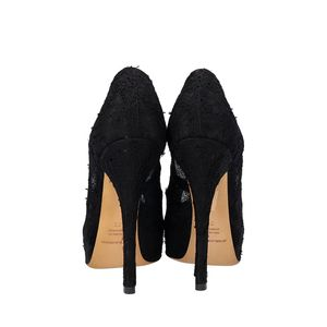 https://dbiyorq10n2b9.cloudfront.net/product-images/CSHODG0266/DOLCE-GABBANA-Lace-Platform-Peep-Toe-Pumps-Black_4.jpg.webp
