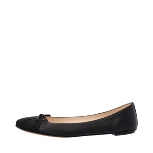 https://dbiyorq10n2b9.cloudfront.net/product-images/CSHOESC0010/ESCADA-Leather-Ballerina-Flats-Black_4.jpg.webp