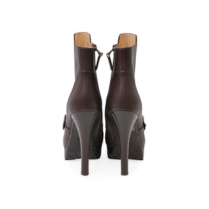 https://dbiyorq10n2b9.cloudfront.net/product-images/CSHOFEN0007/FENDI-Leather-Combat-Buckle-Boots-Brown-S-39.5-6-back.jpg.webp