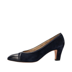 https://dbiyorq10n2b9.cloudfront.net/product-images/CSHOFER0078/SALVATORE-FERRAGAMO-Leather-Suede-Cap-Toe-Pumps-Navy-Black_1.jpg.webp