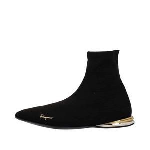 https://dbiyorq10n2b9.cloudfront.net/product-images/CSHOFER0135/SALVATORE-FERRAGAMO-Knit-Missy-Sock-Booties-Black_1.jpg.webp