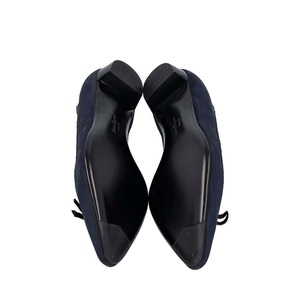 https://dbiyorq10n2b9.cloudfront.net/product-images/CSHOFER0154/SALVATORE-FERRAGAMO-Suede-Ballerina-Flats-Navy_5.jpg.webp