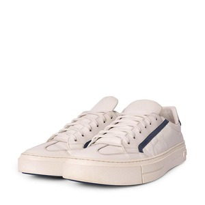 https://dbiyorq10n2b9.cloudfront.net/product-images/CSHOFER0172/SALVATORE-FERRAGAMO-Leather-Gancini-Sneakers-White-2.jpg.webp