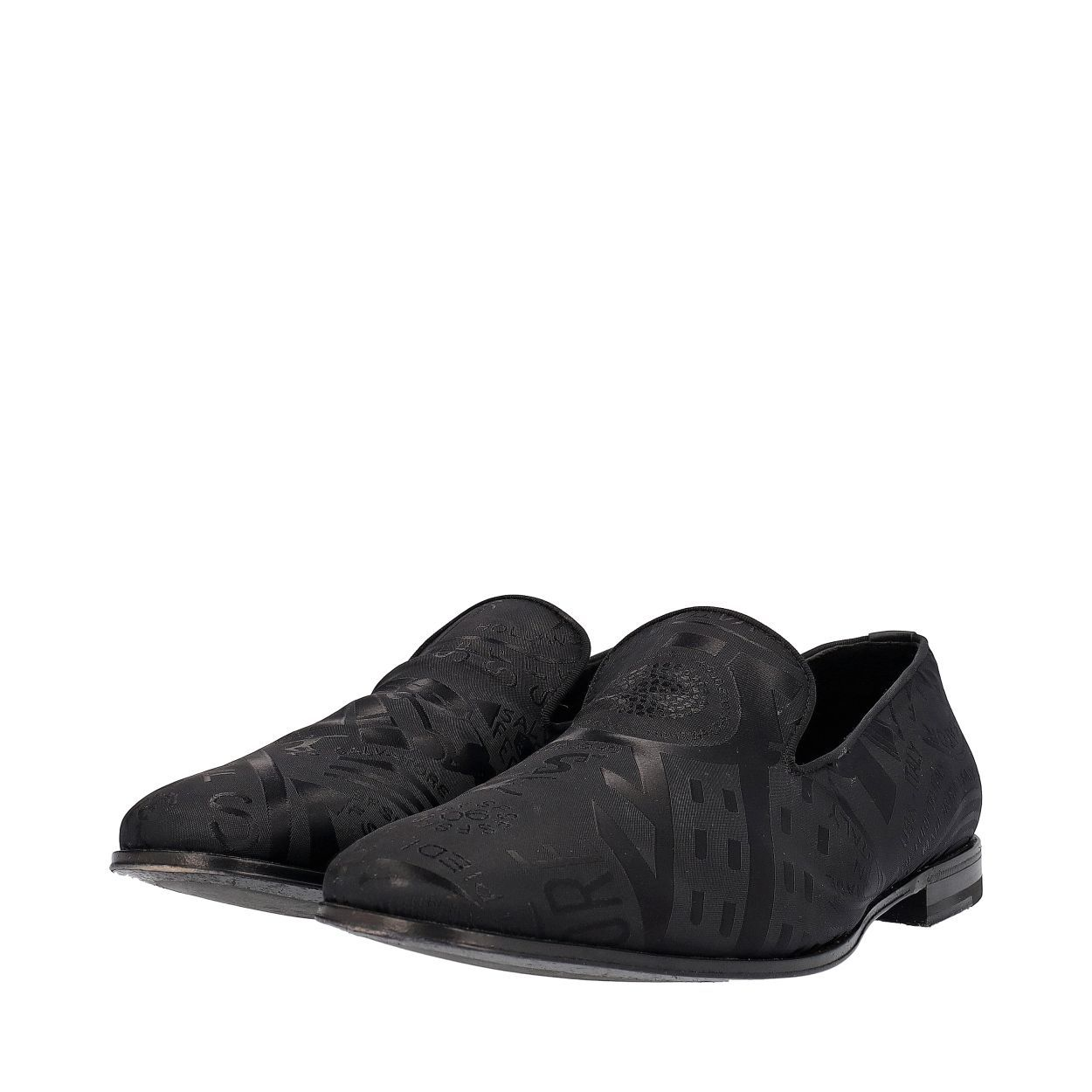 https://dbiyorq10n2b9.cloudfront.net/product-images/CSHOFER0177/SALVATORE-FERRAGAMO-Jacquard-Satin-Loafers-Black_2.jpg.webp