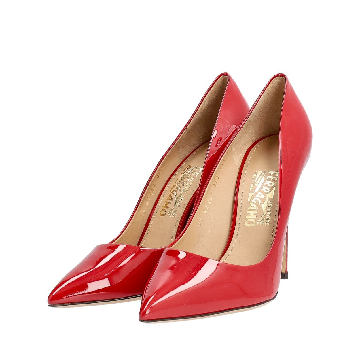 SALVATORE FERRAGAMO Patent Susi Pumps Red | Luxity