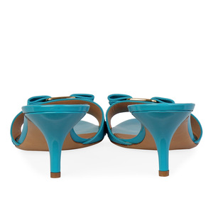 https://dbiyorq10n2b9.cloudfront.net/product-images/CSHOFER121/SALVATORE-FERRAGAMO-Patent-Glory-Kitten-Heel-Sandals-Blue-S-43-9-back.jpg.webp