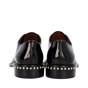 https://dbiyorq10n2b9.cloudfront.net/product-images/CSHOGIV0023/GIVENCHY-Patent-Studded-Oxford-Shoes-Black_5.jpg.webp