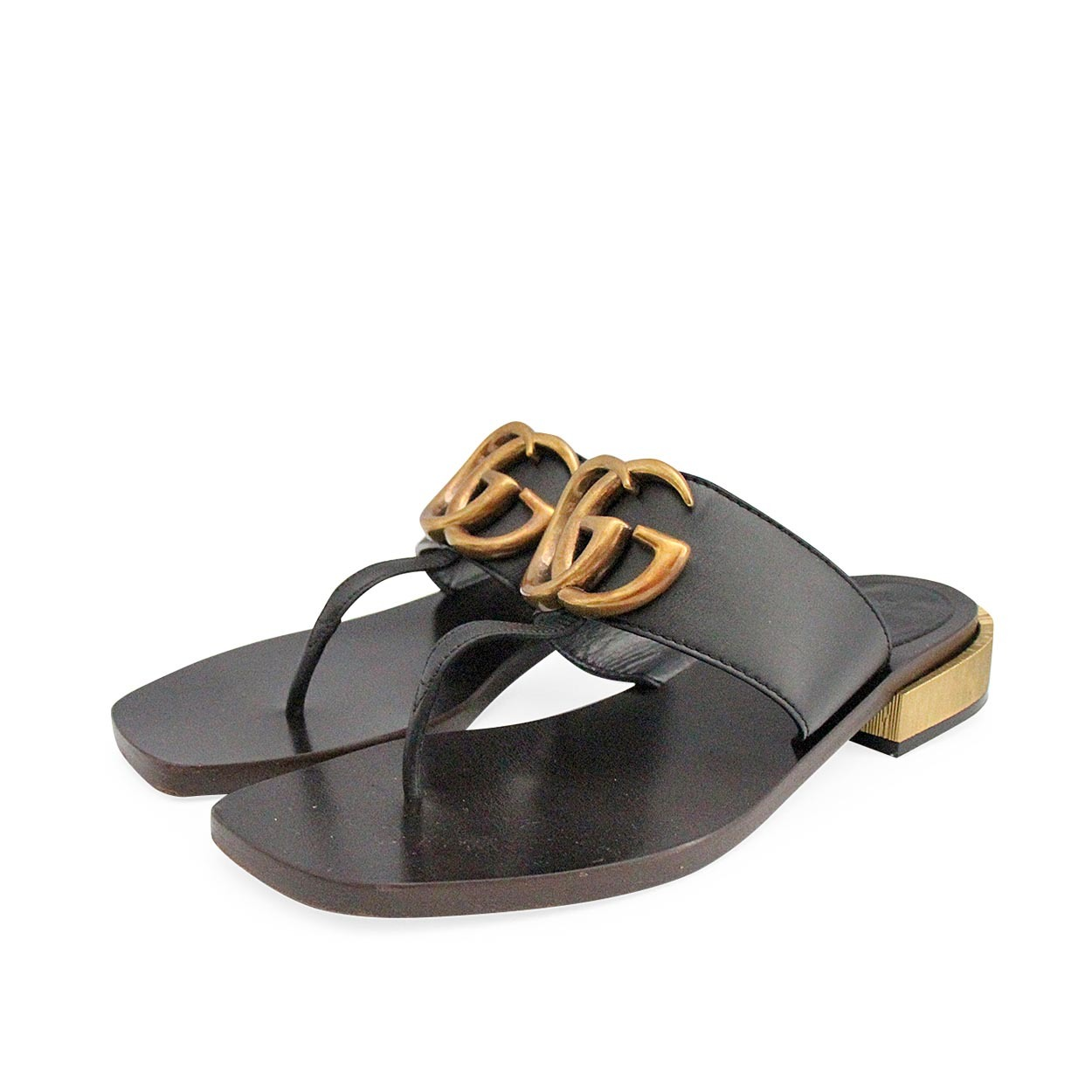 https://dbiyorq10n2b9.cloudfront.net/product-images/CSHOGUC0110/GUCCI-Leather-GG-Marmont-Sandals-Black-S-38-5-Angle.jpg.webp