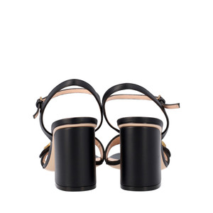 https://dbiyorq10n2b9.cloudfront.net/product-images/CSHOGUC0212/GUCCI-Leather-GG-Block-Heel-Sandals-Black_3.jpg.webp