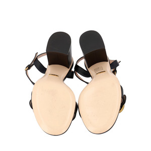 https://dbiyorq10n2b9.cloudfront.net/product-images/CSHOGUC0212/GUCCI-Leather-GG-Block-Heel-Sandals-Black_5.jpg.webp