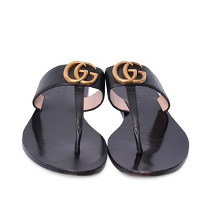 https://dbiyorq10n2b9.cloudfront.net/product-images/CSHOGUC0648/GUCCI-Leather-GG-Thong-Sandals-Black-2.jpg.webp