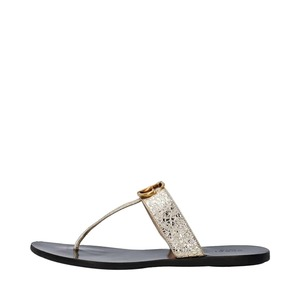 https://dbiyorq10n2b9.cloudfront.net/product-images/CSHOGUC0820/GUCCI-Metallic-Thong-GG-Sandals-Gold_5.jpg.webp