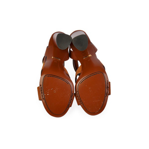 https://dbiyorq10n2b9.cloudfront.net/product-images/CSHOGUC116/GUCCI-Suede-and-Leather-Ankle-Wrap-Sandals-Brown-soles.jpg.webp